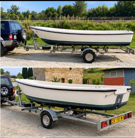 BARCA IN VETRORESINA 5,80Mt  con CARRELLO