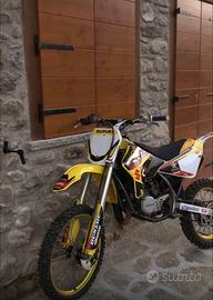Suzuki RM 85
