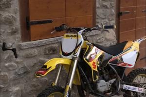 Suzuki RM 85