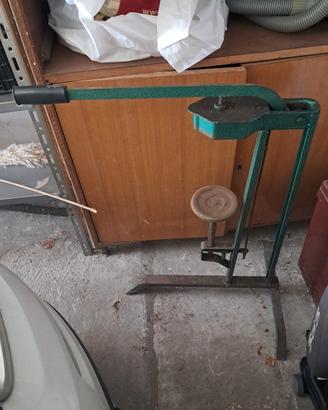 imbottigliatrice in ferro