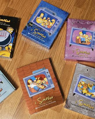 Cofanetti originali de I Simpson in DVD.