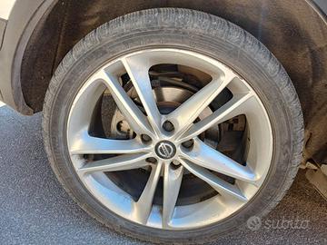 4 gomme invernali 225/45 R79