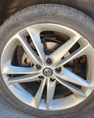 4 gomme invernali 225/45 R79