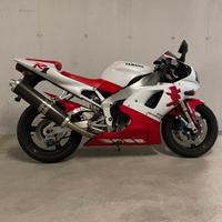 Yamaha R1 1998