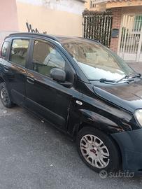 Auto fiat panda