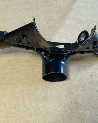 Manubrio inferiore Piaggio Vespa 125ETSEvms1t2