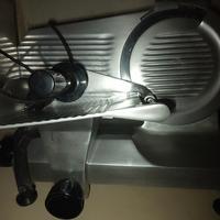 affettatrice  professionale 