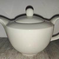 Teiera Pierre Cardin in porcellana Bone China