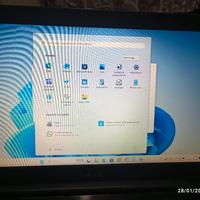 Notebook Asus i7 250SSD 12GB RAM Schedagrafica 940