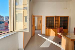 Privato vende appartamento libero in ottime condiz