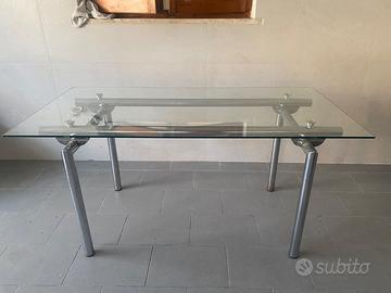 Tavolo moderno in vetro temperato/acciaio