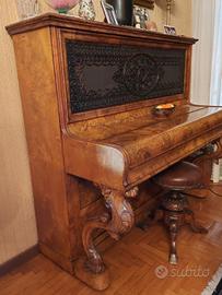 pianoforte verticale antico