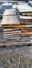 Pietre Luserna per giardino esterno