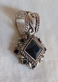 Ciondolo vintage in metallo argentato strass neri