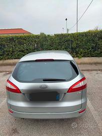 FORD Mondeo del 2007 prezzo 1900