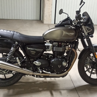 Triumph Street twin 900 2022 65cv