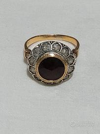 Anello vintage in oro 18 kt con diamanti e granato