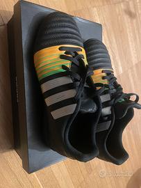 Scarpe da calcetto bambino marca Adidas numero 37