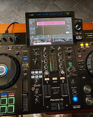 PIONEER DJ XDJ-RX3 con custodia