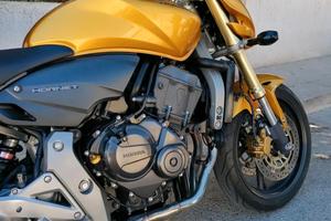 HONDA Hornet 600cc Oro