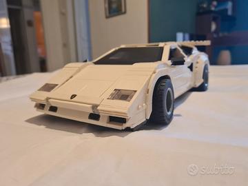 LEGO Icons Lamborghini Countach 10337