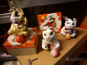 Gattino meccanico a carica vintage