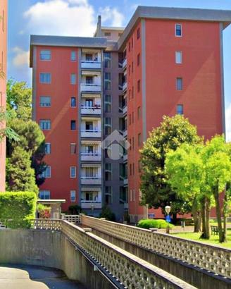 3 LOCALI A PESCHIERA BORROMEO