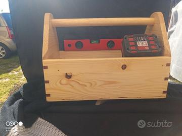 Cassetta porta attrezzi in legno massello artigian