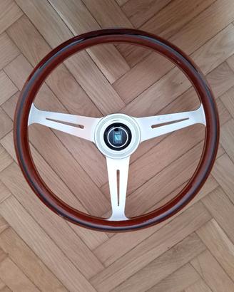 Volante Nardi classic