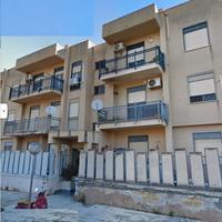 Ampio e luminoso 3 vani zona forum-guarnaschelli