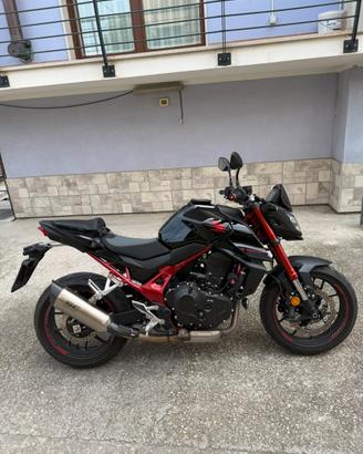 Honda hornet cb 750