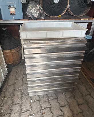 cassettiera in acciaio per pizzeria o simili