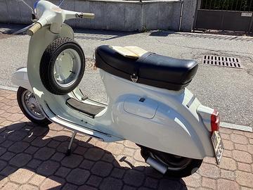 Vespa primavera 125