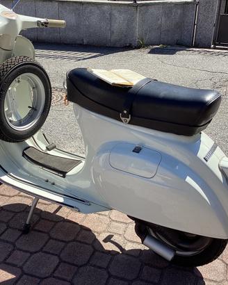 Vespa primavera 125
