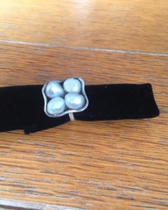 Anello con perle di fiume