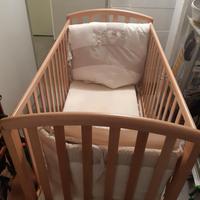 Letto per bambini con sponde regolabili e cassetto