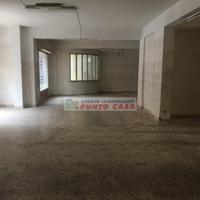 VIA C.A PEPOLI - Locale comm.le 210 mq+magazzino