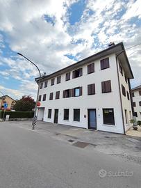 Belluno locale commerciale euro 155.000