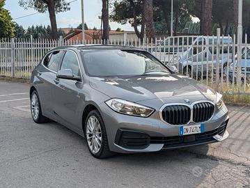 Bmw 118 118d 5p. Business Advantage