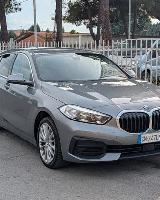 Bmw 118 118d 5p. Business Advantage