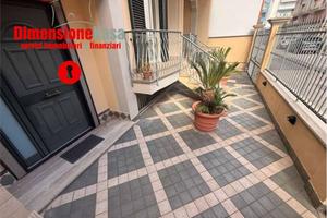 Villa di 380 m² con più di 5 locali e box auto a C