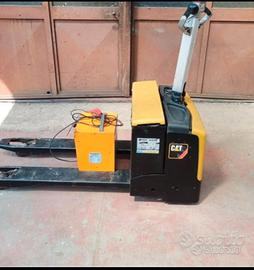 Transpallet elettrico Caterpillar