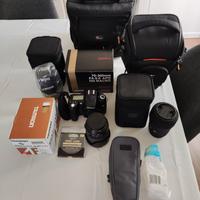 Fotocamera Nikon D90 con obiettivi e custodia 