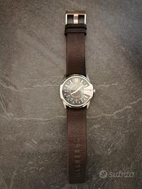 Orologio Diesel pari al nuovo