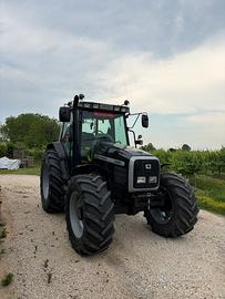 trattore Massey Ferguson