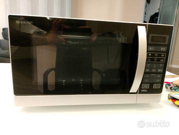forno a microonde Sharp R-642