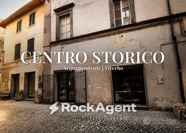 Immobile di 80 m² con 4 locali a Acquapendente