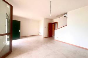 Villa di 205 m² con 5 locali e box auto doppio a C