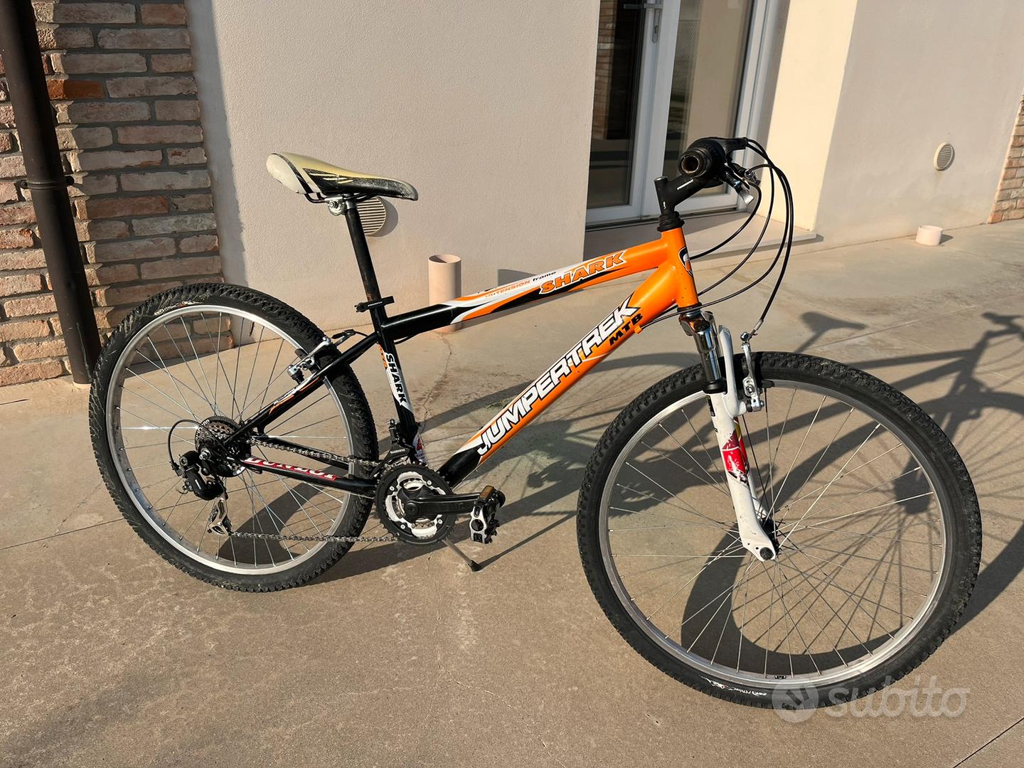 Jumpertrek Mtb Shark Mountain Bike Da Uomo 26 Shark