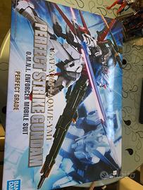 gundam perfect grade perfect strike gundam nuovo